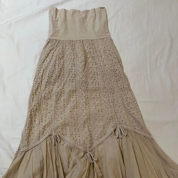 Women's Cream and Tan Dress - Picture 2 of 5